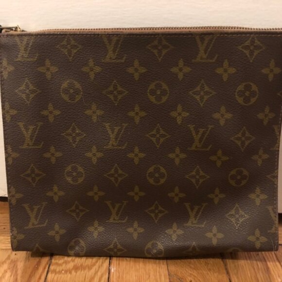 Beautiful Vintage Louis Vuitton Toiletry Bag - Picture 1 of 2